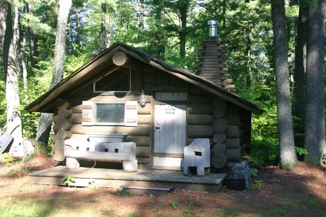 National Forest Lodge