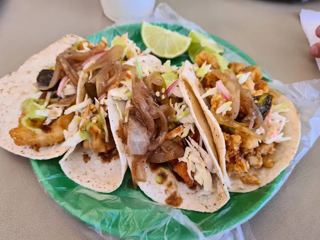 Mi Playita, Taco Mar y Tierra