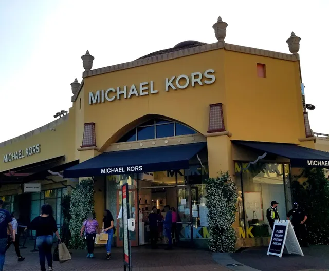 Michael Kors Outlet