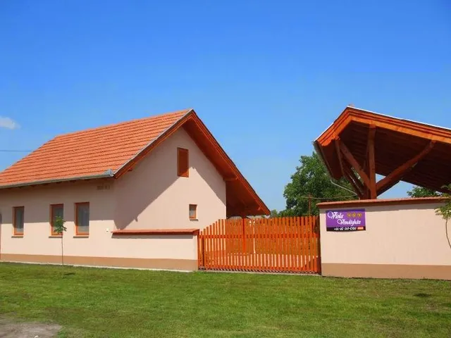 Viola Vendégház - Mórahalom szállás, családbarát szálláshely Mórahalom