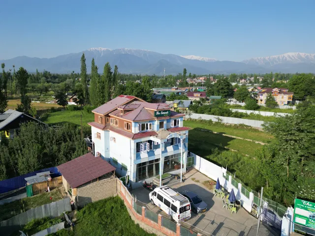 The Sarwah, Stay blessed ! Hotel and Restaurant, Waripora #Tangmarg # Gulmarg #Srinagar #Kashmir
