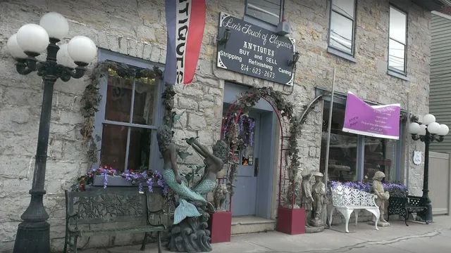 Lin's Touch of Elegance