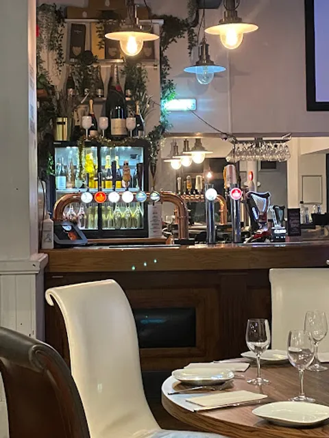 Grappa Italian Cafe-Restaurant