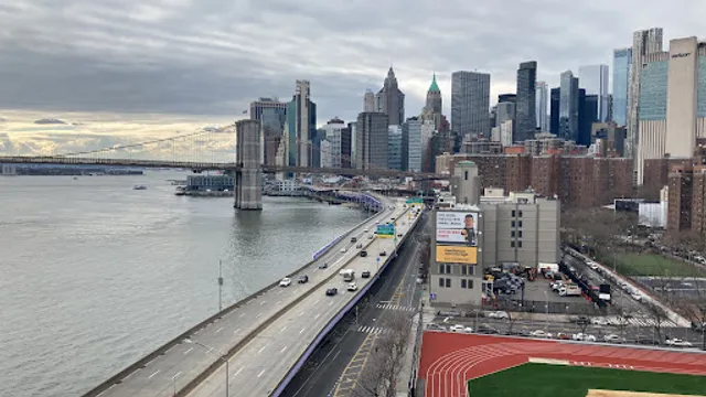Manhattan Skyline Viewpoint