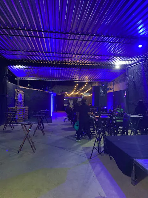 Lê point bar e ginkeria