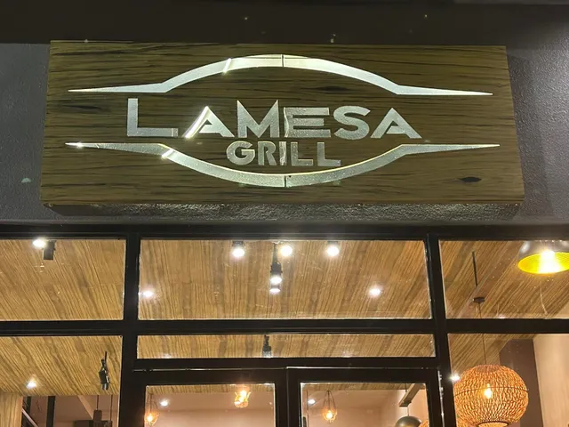 La Mesa Grill