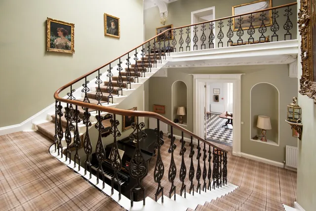 Budle Hall B&B, Bamburgh, Northumberland. Welcoming relaxed comfortable. Book direct.