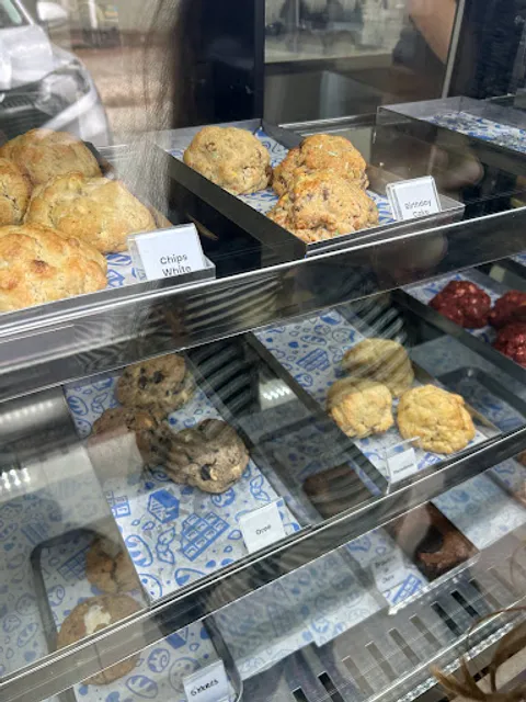 Portuga Bake Shop - [SÃO DIMAS] - Cookies e café