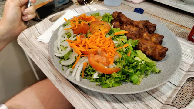 OLIVE RESTAURANT ( HALAL حلال )