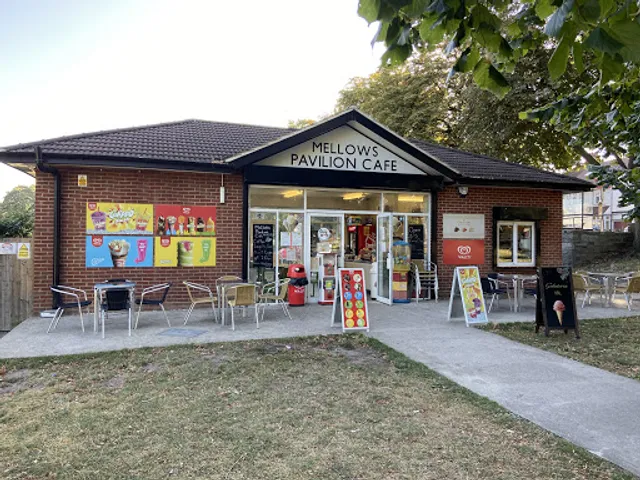 Mellows Pavilion Cafe