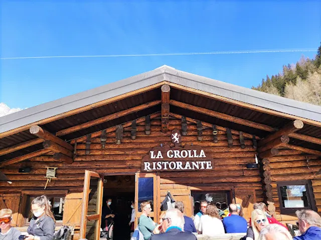 La Grolla Chalet & Restaurant