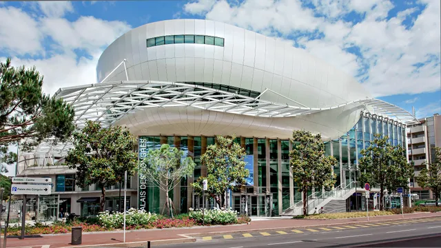 ANTIPOLIS - Palais des Congrès d'Antibes