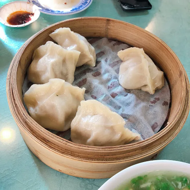 龍昌小館