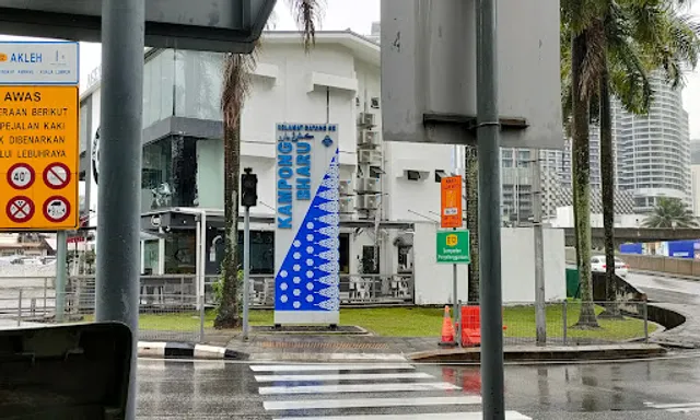 Kak Mah Tom Yam Seafood