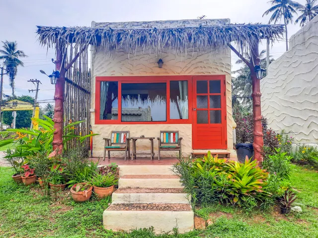 โคโคนัท​ คาซ่า​ ปากน้ำชุมพร​ Coconut​ Casa​ at Paknam​ Chumphon