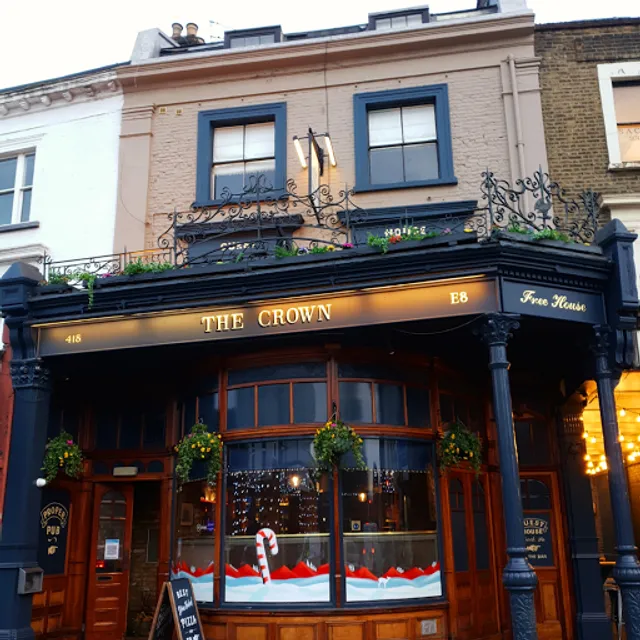 The Crown Pub & Guesthouse