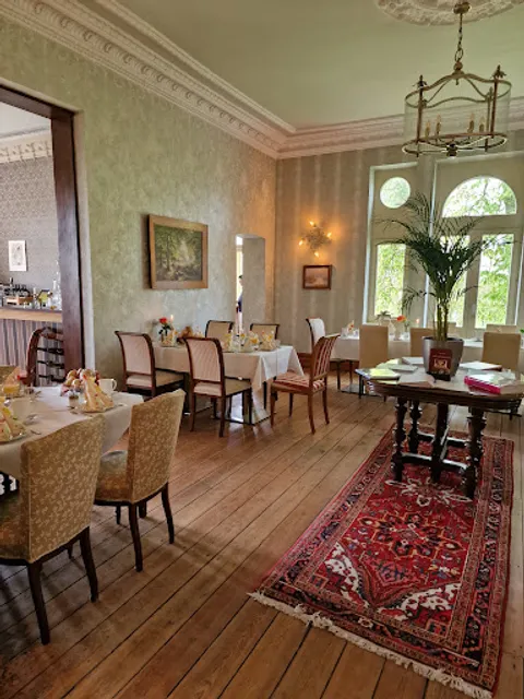 Schlossgut Gorow GmbH