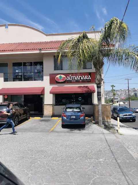 ALMANARA Restaurante Libanés