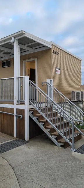 Hive Hotel (formerly Luhana Motel)