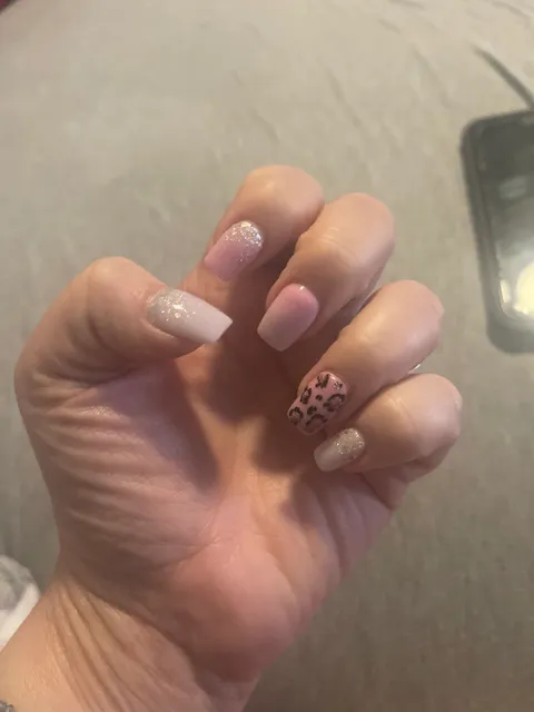 LV Nails