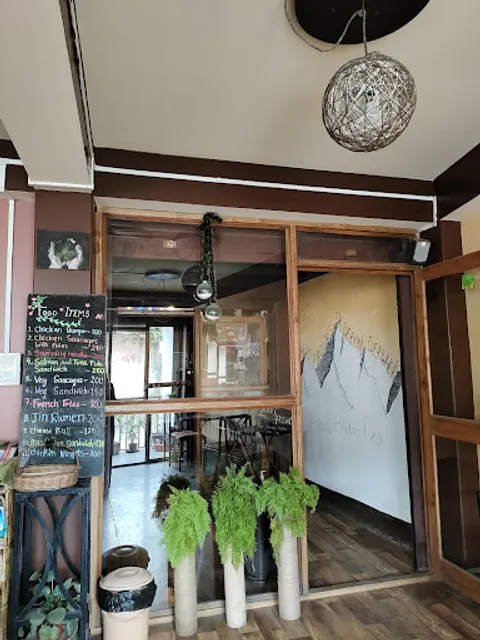 Himali Aroma Cafe