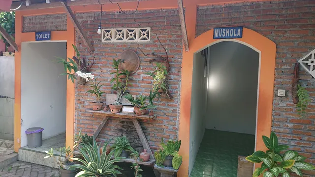 Omah Jejer Spesial Ingkung Jawa