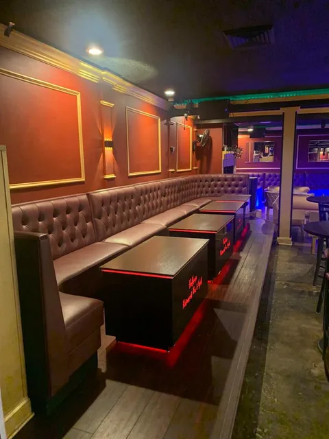 Balkonie Restaurant, Bar and Lounge