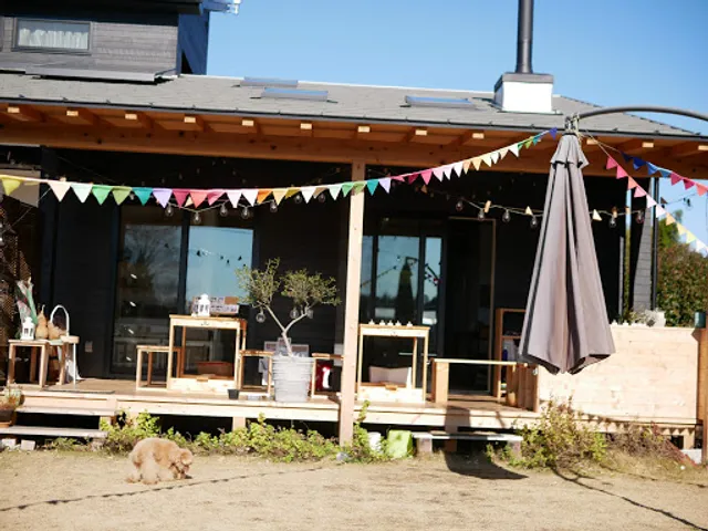 RAW FOOD CAFE AFRODITE