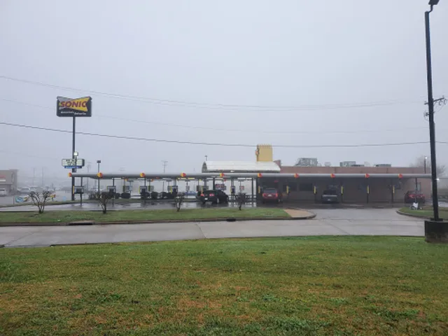 Sonic Drive-In
