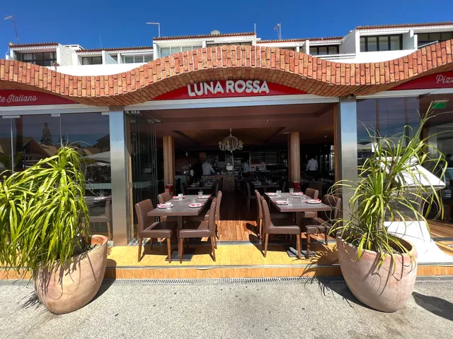 Luna Rossa