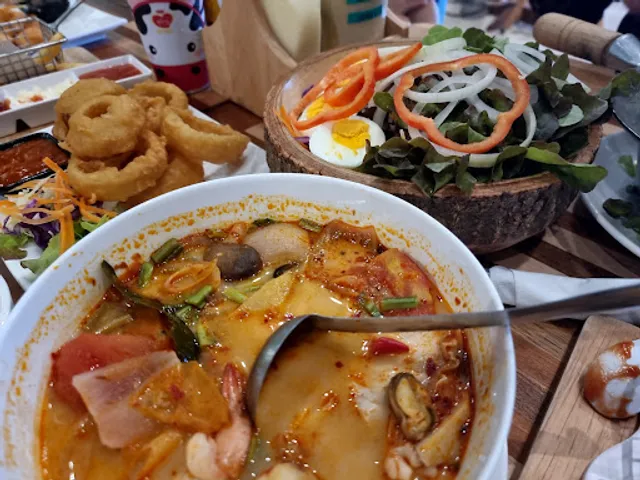 Big Cheese Restaurant