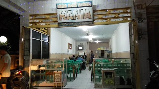 Kania II Restaurant