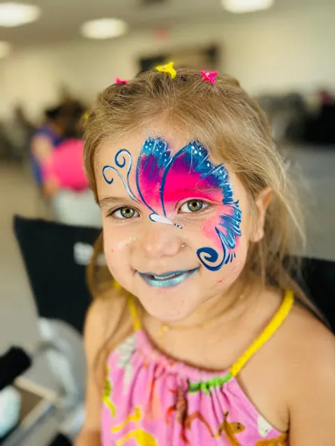 Holly Mess Face Painting