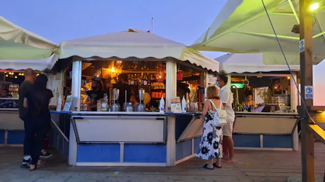 Vittoria Beach Bar