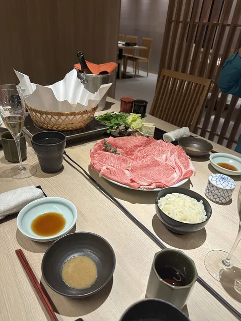 Shabu Shabu MORI NISEKO しゃぶしゃぶ森
