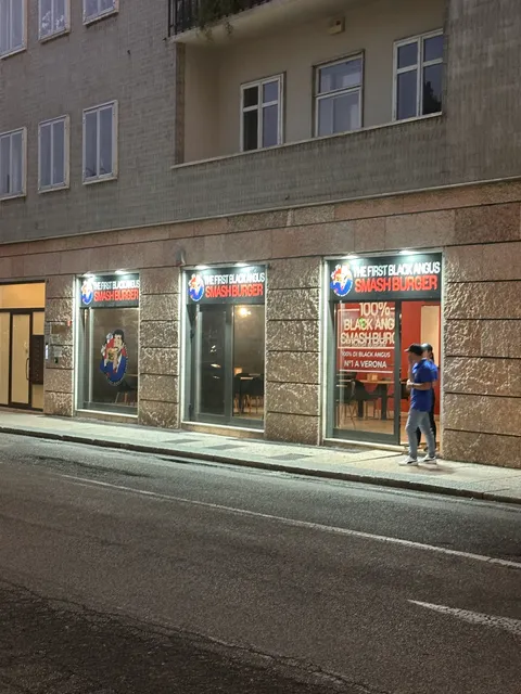 Mr.Fib -The First Black Angus Smash Burger