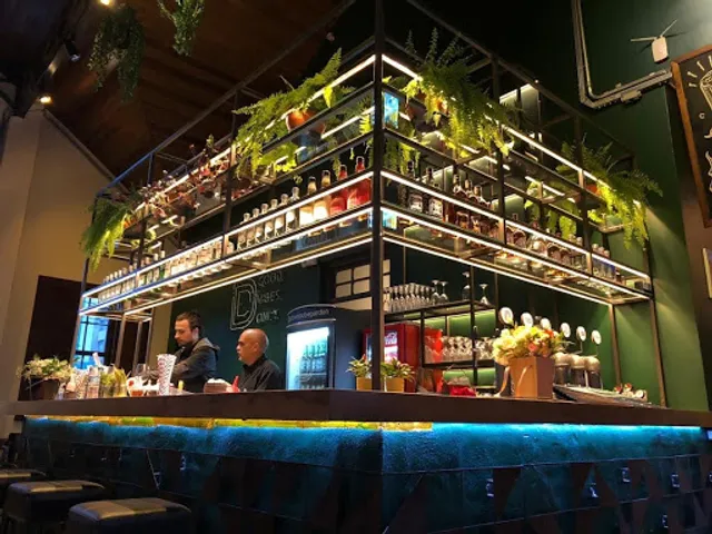 Downtown - Pub & Garden