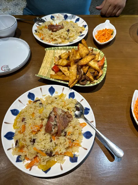 Huyanglin Xinjiang Cuisine