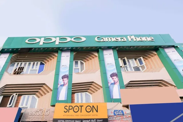 SPOT ON 38697 Hotel Sridhar