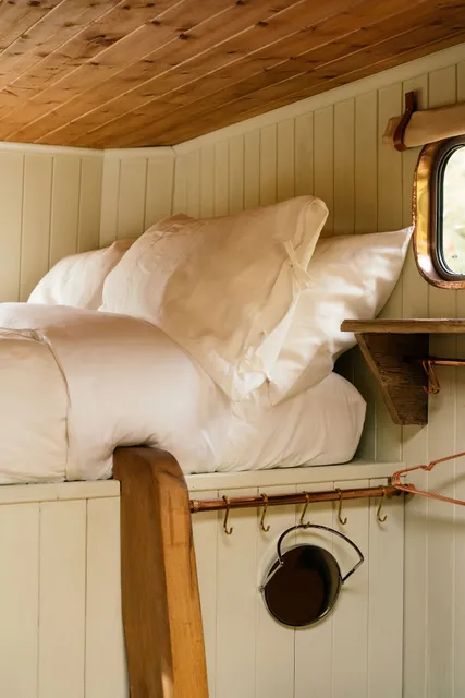 Abbeyfield horsebox glamping