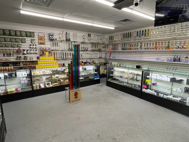 Quinebaug Smoke Shop