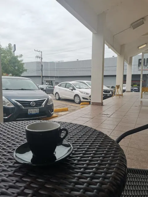 Tres de tres - Cafe, chocolate, vino