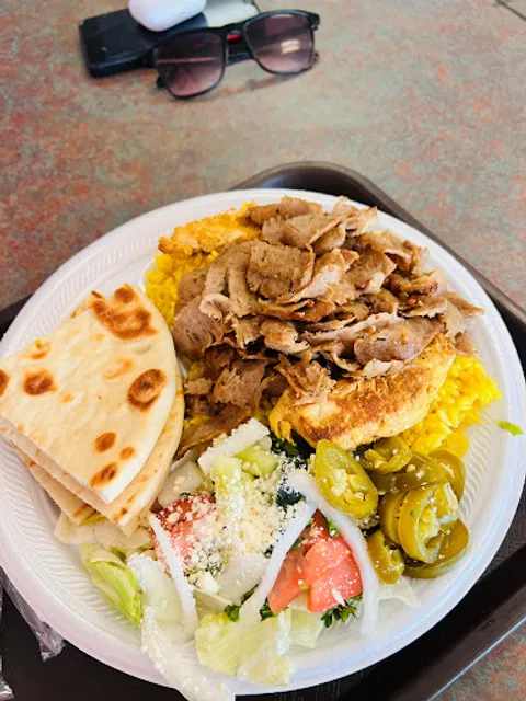 Sam’s Kabab Gyro