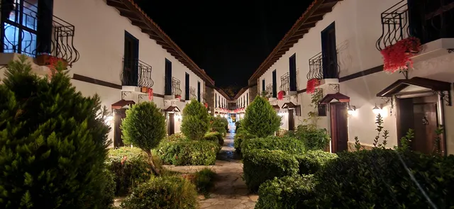 Aydos Suites Apartments