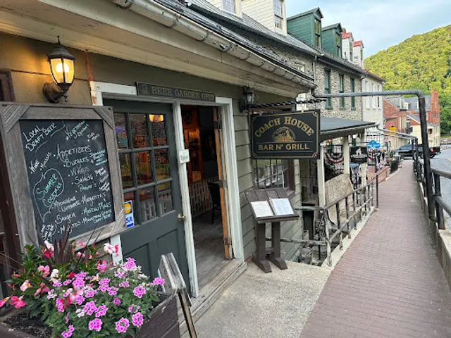 Coach House Bar & Grill