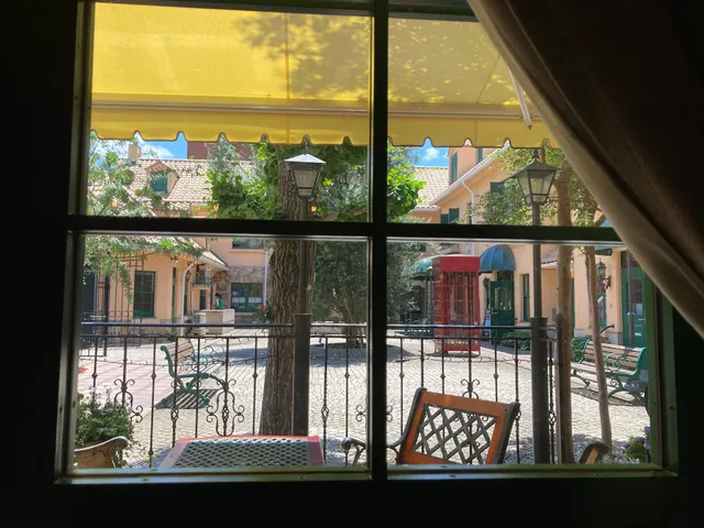 photo-1