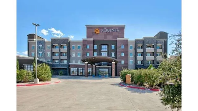 La Quinta Inn & Suites by Wyndham Lubbock Southwest