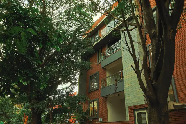 Yellow Lotus By Tara Suites