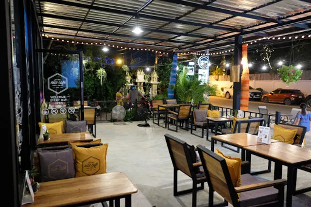 Nico café, coffee & wine bar