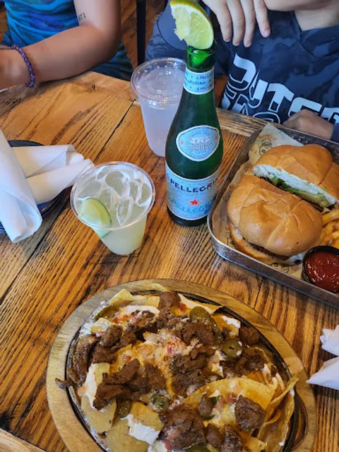 Que Onda - Plaza Midwood